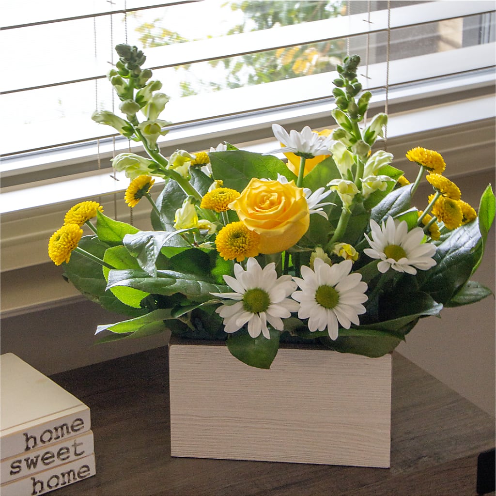 Sun Salutation Box Bouquet – La La Florist, Baldwin Park CA