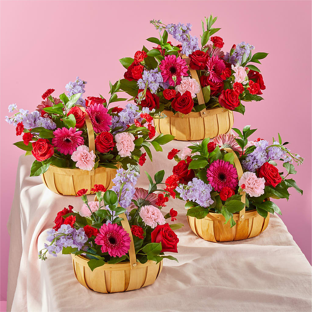 Pink Picnic Basket – La La Florist, Baldwin Park CA