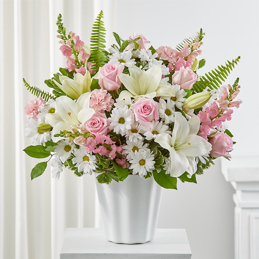 Soft Touch Tabletop Basket – La La Florist, Baldwin Park CA