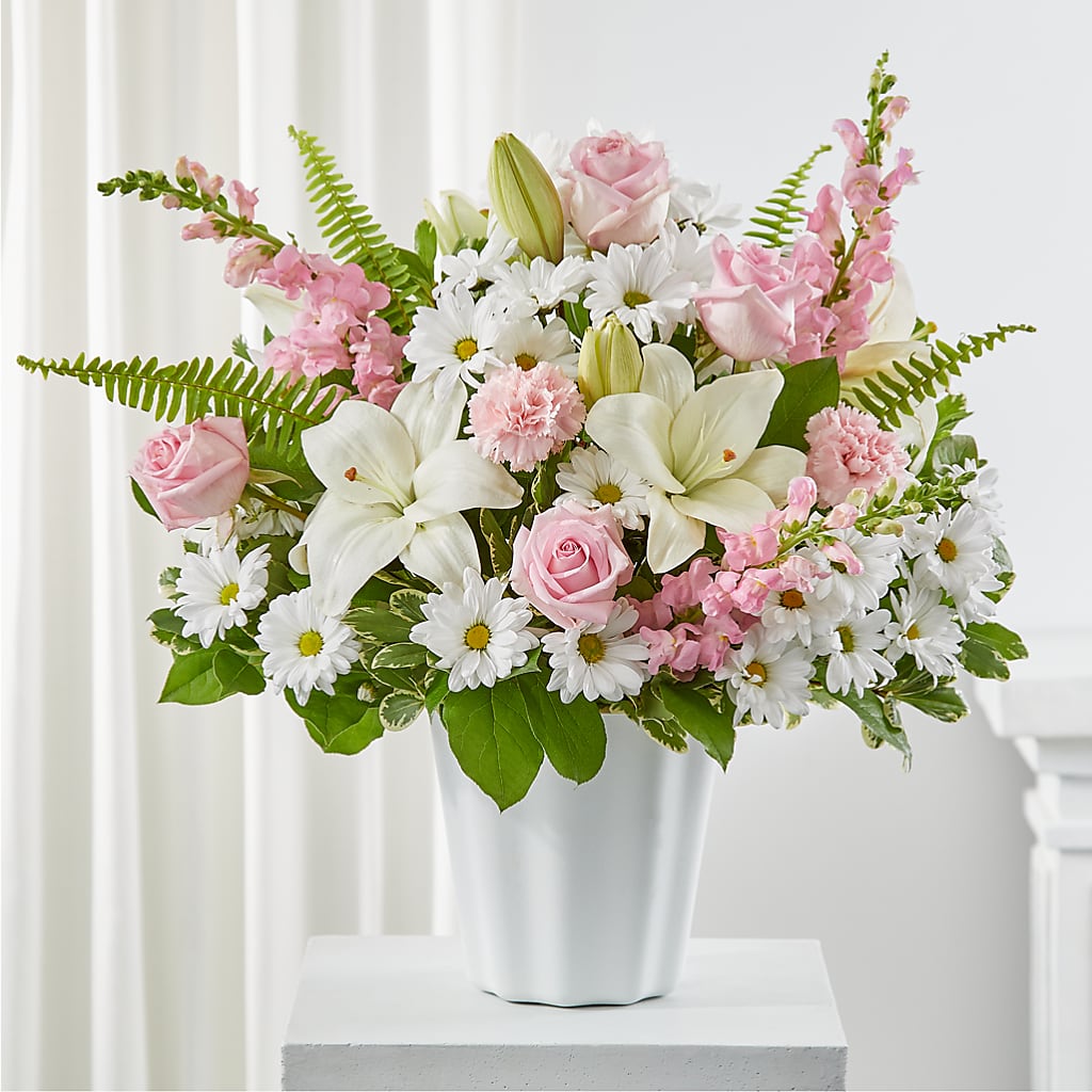 Soft Touch Tabletop Basket – La La Florist, Baldwin Park CA