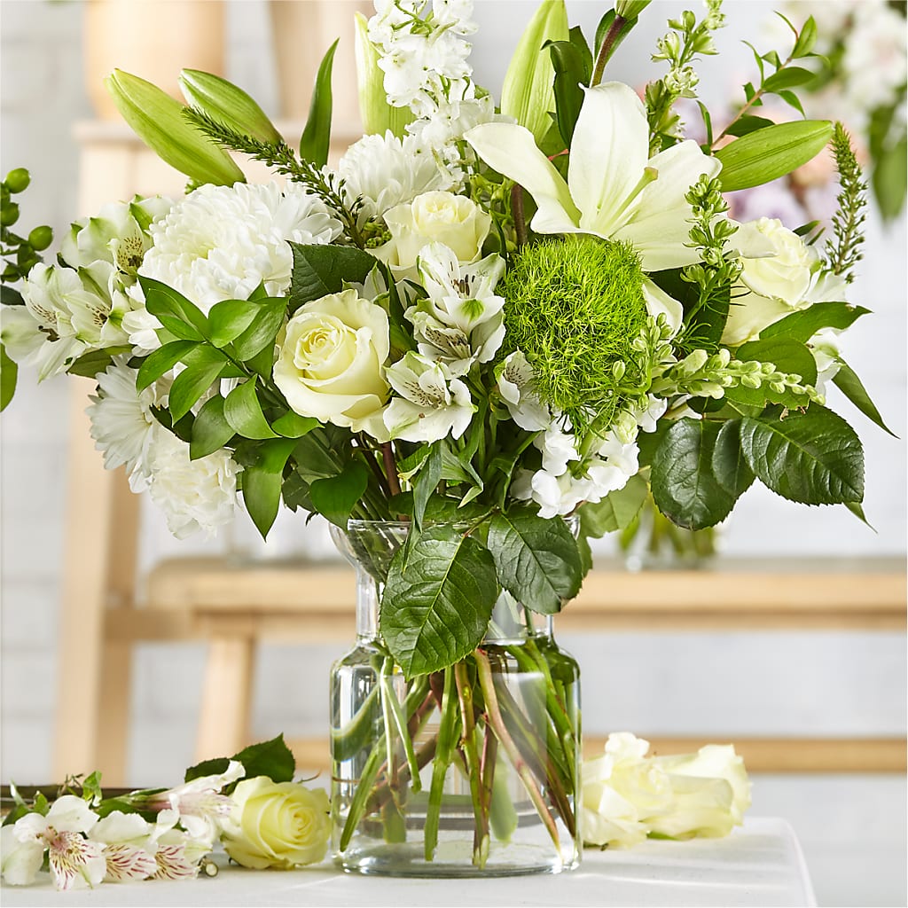 Classic Ivory – A Florist Original – La La Florist, Baldwin Park CA