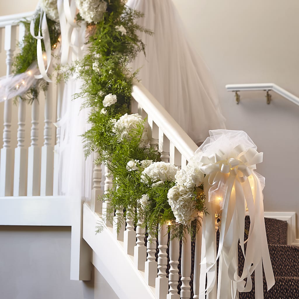 Champagne Dreams Garland – La La Florist, Baldwin Park CA