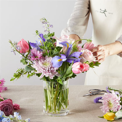 Pastel Tradition - A Florist Original –  La La Florist, Baldwin Park CA