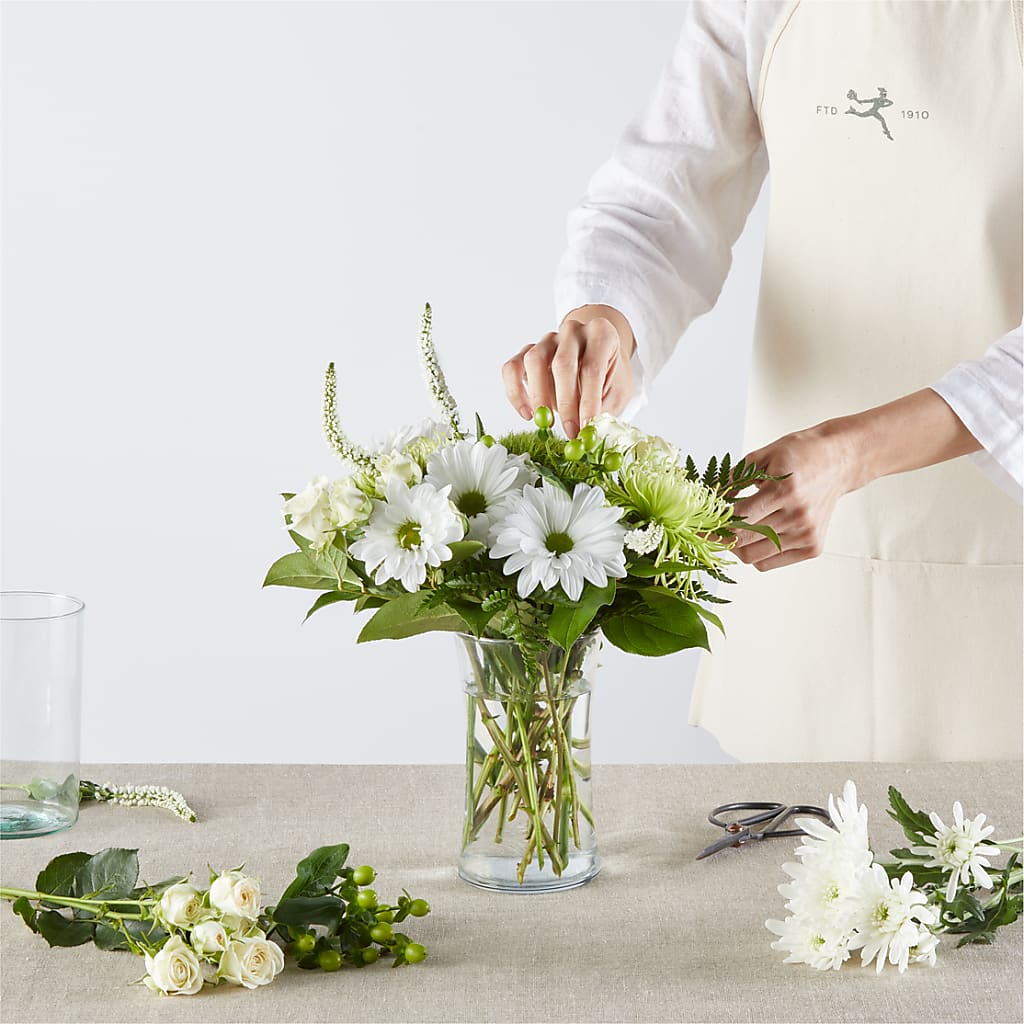 Irish Garden - A Florist Original –  La La Florist, Baldwin Park CA