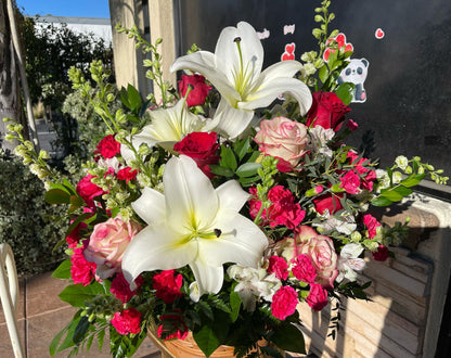 Florist Design Basket –  La La Florist, Baldwin Park CA