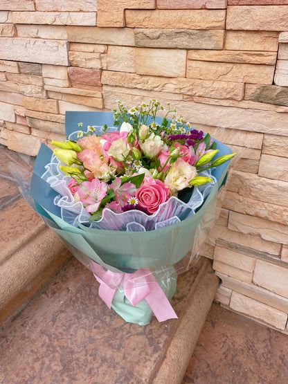 Hand Wrapped Bouquets 007 –  La La Florist, Baldwin Park CA