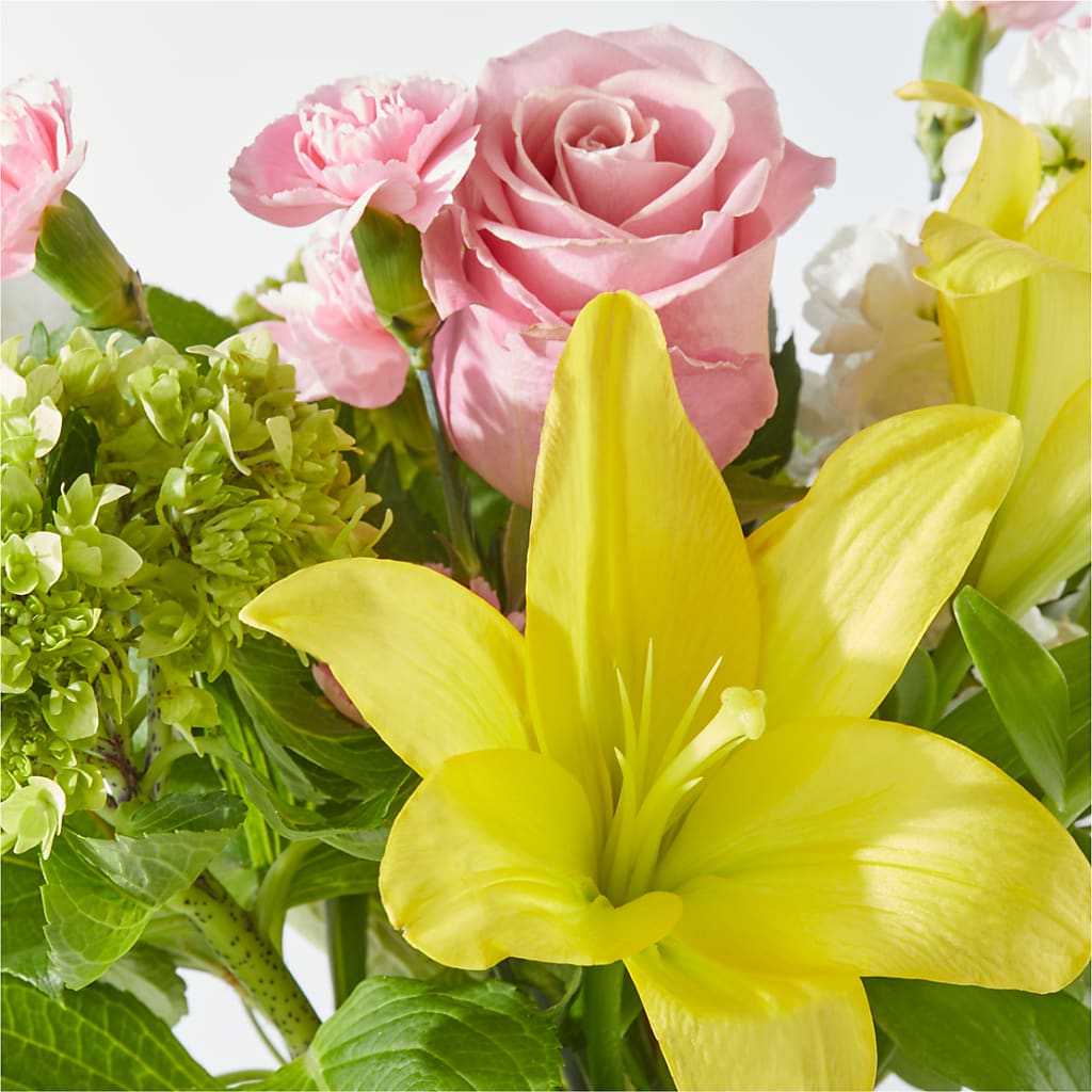 Garden Delight Bouquet –  La La Florist, Baldwin Park CA