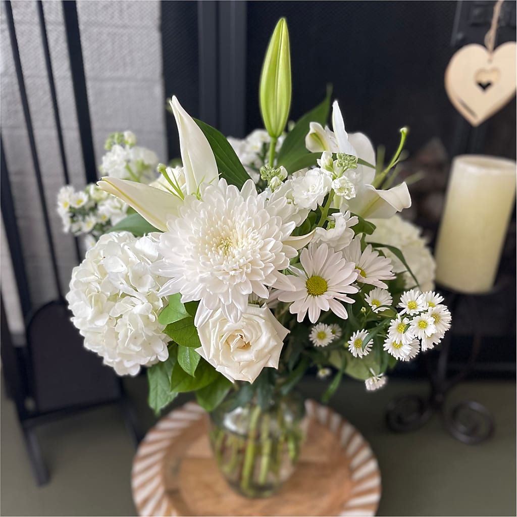 Classic Ivory – A Florist Original –  La La Florist, Baldwin Park CA
