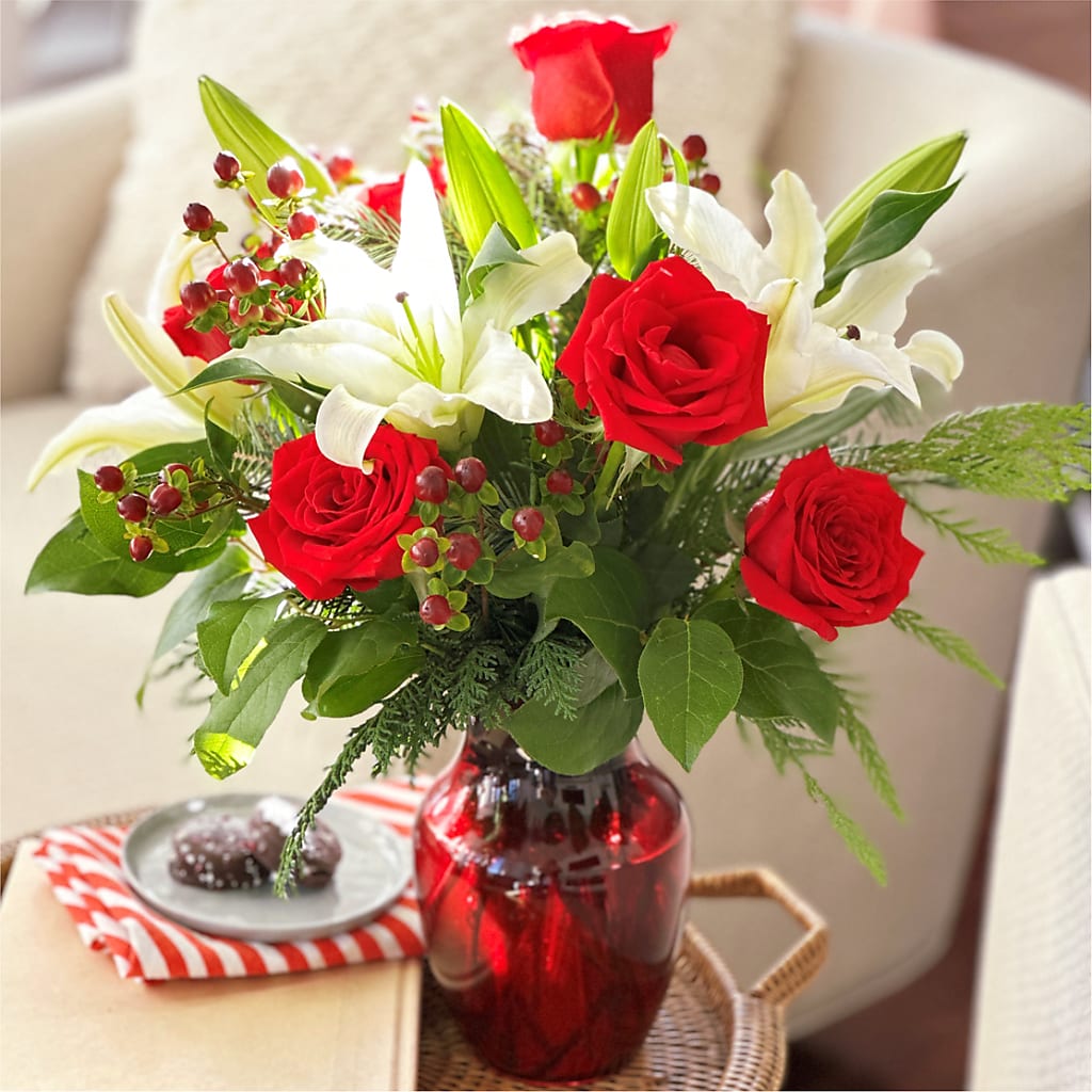 Evergreen Delight Bouquet –  La La Florist, Baldwin Park CA