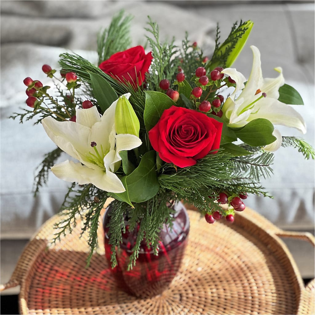 Evergreen Delight Bouquet –  La La Florist, Baldwin Park CA