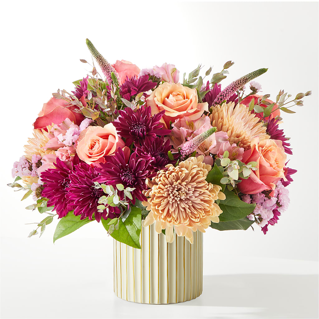 Berry Cobbler Bouquet with Ivory Vase –  La La Florist, Baldwin Park CA