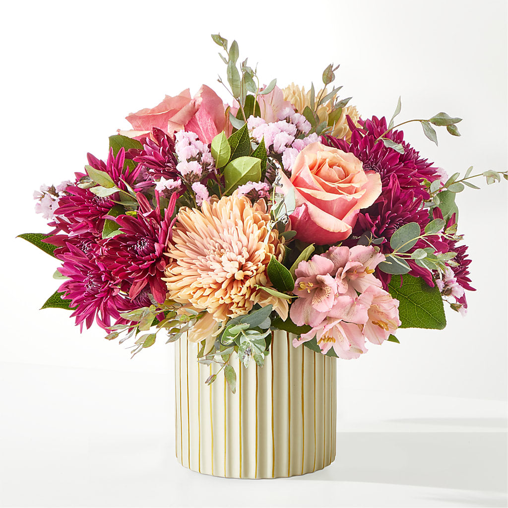 Berry Cobbler Bouquet with Ivory Vase –  La La Florist, Baldwin Park CA