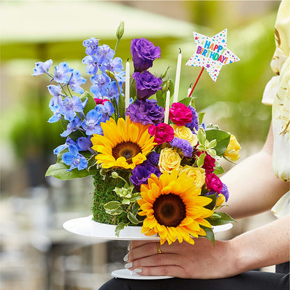 Star of the Day Floral Cake –  La La Florist, Baldwin Park CA