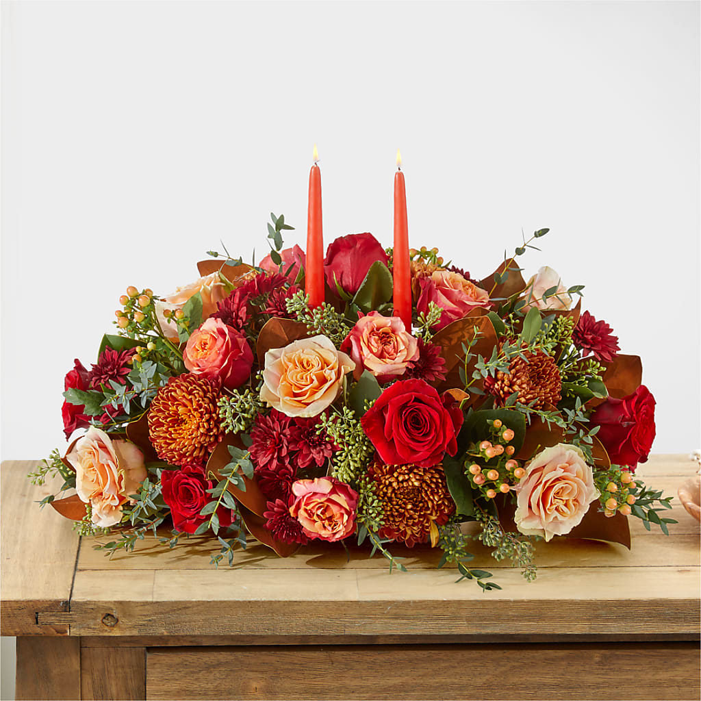 Gather Near Centerpiece –  La La Florist, Baldwin Park CA