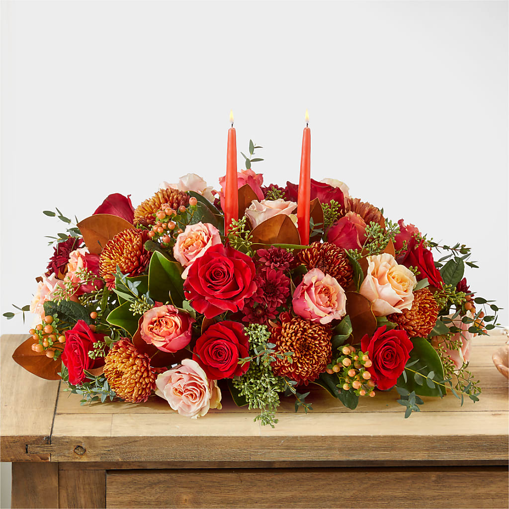 Gather Near Centerpiece –  La La Florist, Baldwin Park CA