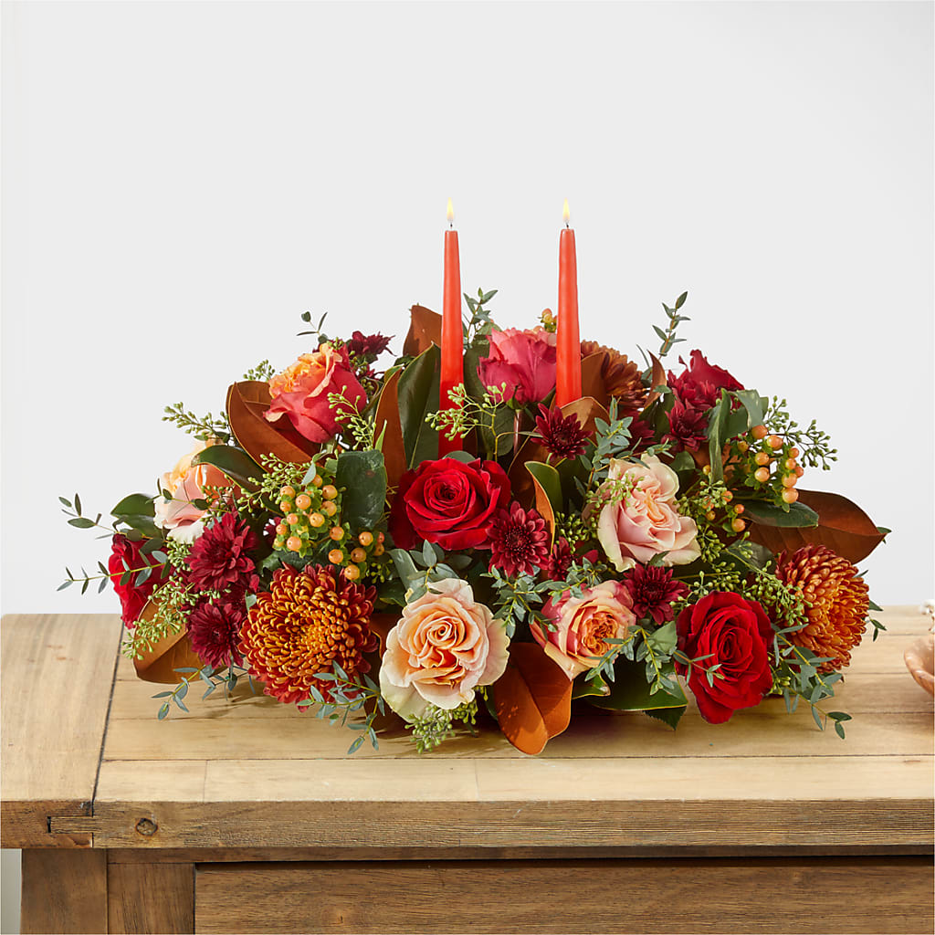 Gather Near Centerpiece –  La La Florist, Baldwin Park CA